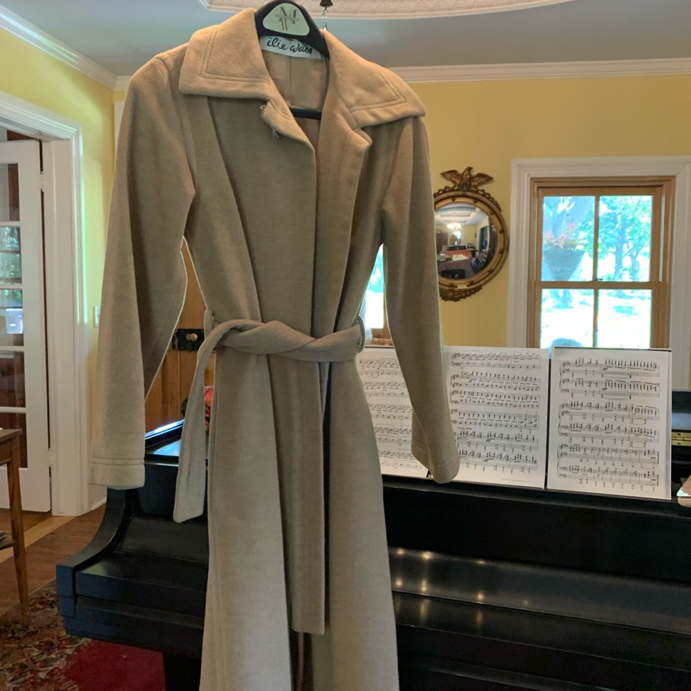 Ilie Wacs vintage coat
